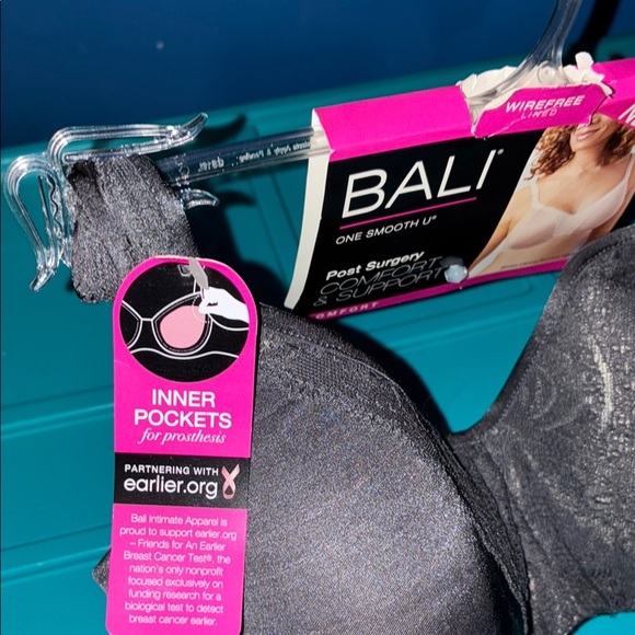 Bali Black Full Coverage Bra with Underwire Support - Picture 5 of 6